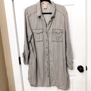 Philosophy Gray Button Down Tunic
